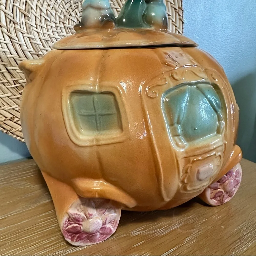 Vintage Brush W32 McCoy Cinderella Pumpkin Coach Ceramic Cookie Jar